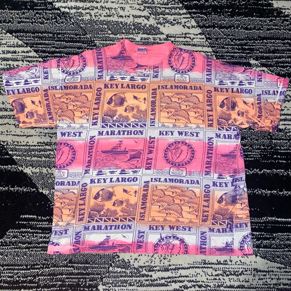 Vintage all over print Florida tee